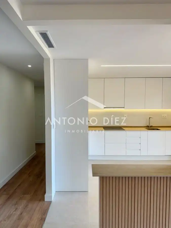 Cuina de Àtic en venda en Aspe amb Aire condicionat, Terrassa i Traster