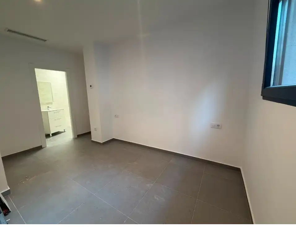 Planta baja en venta en Benaguasil con Horno