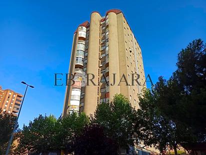 Vista exterior de Pis en venda en Talavera de la Reina amb Terrassa