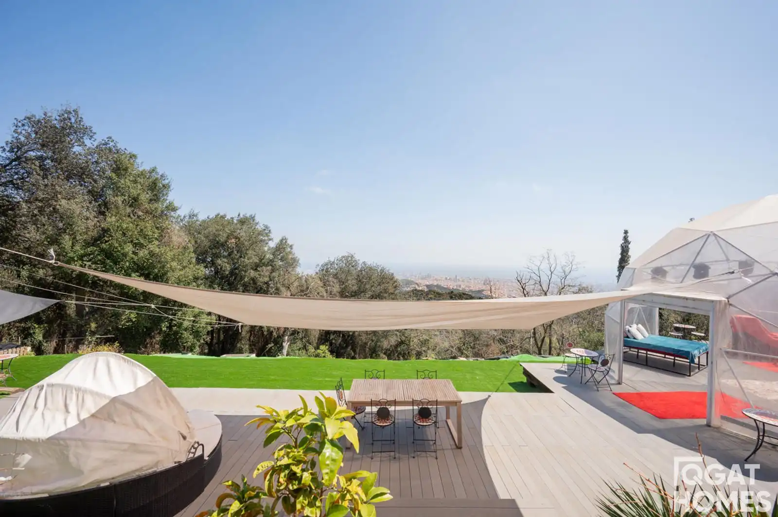 Terrassa de Casa o xalet en venda en Barcelona amb Aire condicionat, Calefacció i Jardí privat