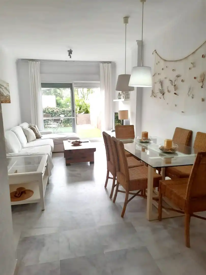 Wohnung zur Miete in Calle 1498, V Centenario - Piletas - Capuchinos