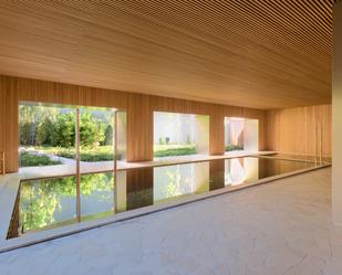 Piscina de Àtic de lloguer en  Madrid Capital amb Aire condicionat, Terrassa i Traster