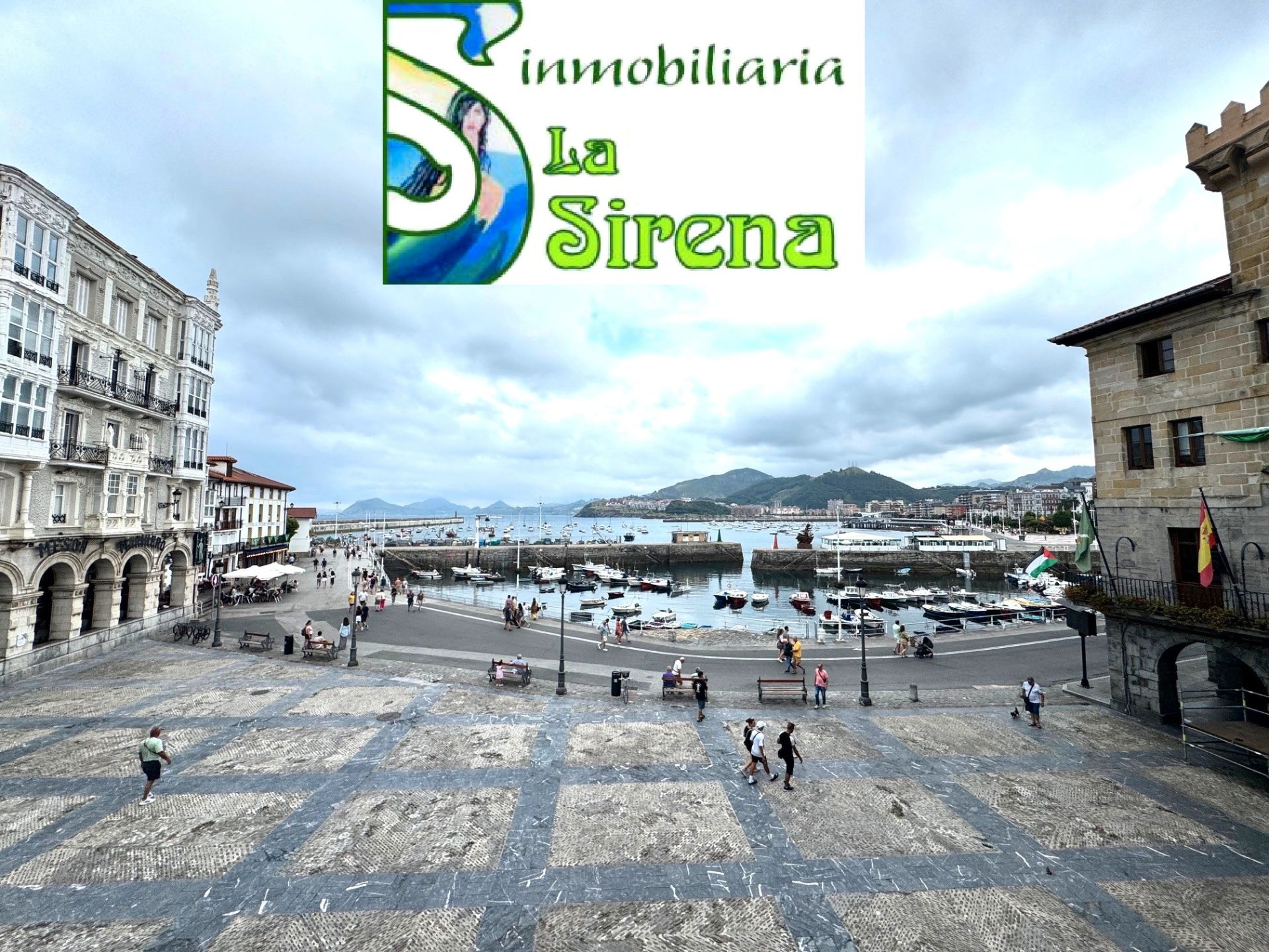 Exterior view of Flat for sale in Castro-Urdiales  with Heating, Storage room and Furnished