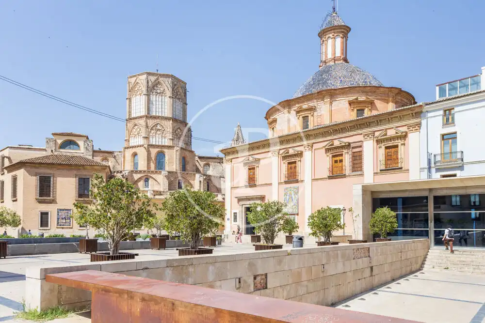 Vista exterior de Piso en venta en Ciutat Vella 