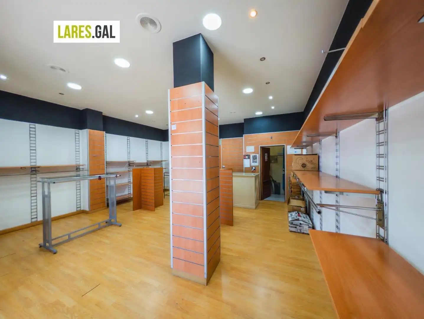 Local comercial en alquiler en Avenida de Bueu, imagen 3