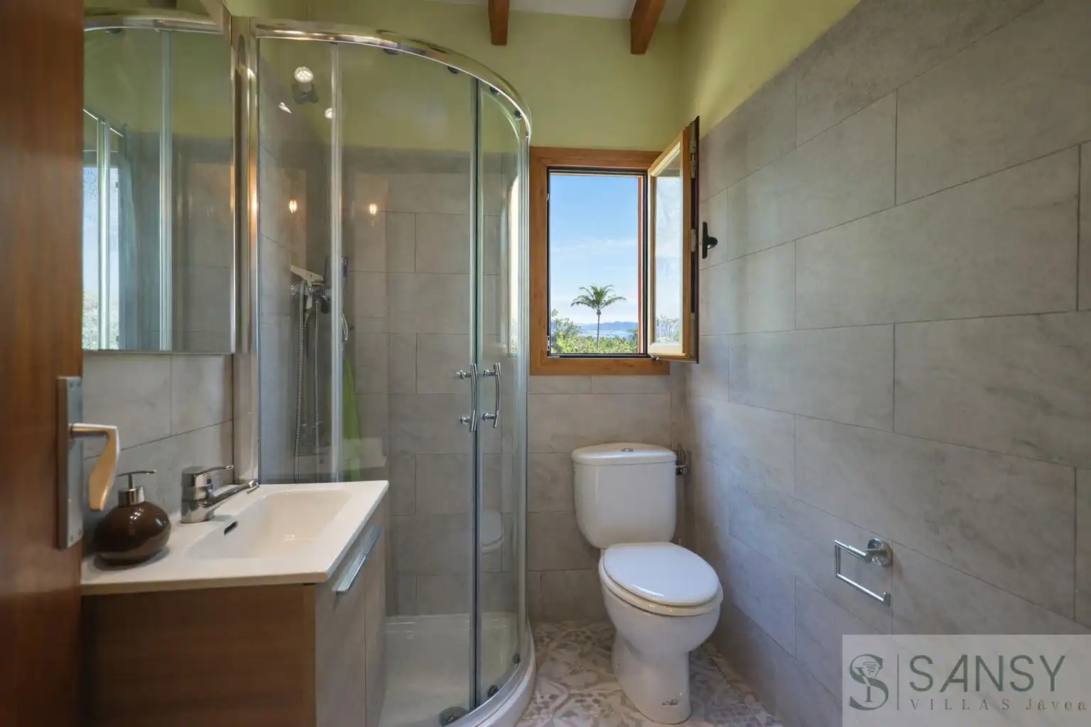 Bathroom of Houses for sale in Jávea / Xàbia  with Air Conditioner