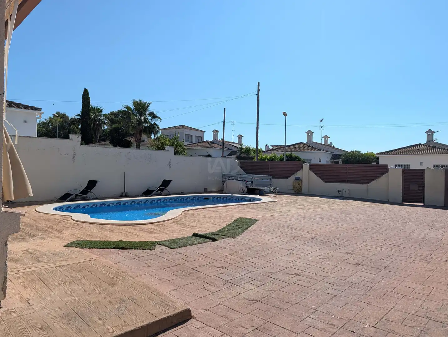 Piscina de Casa o xalet en venda en Cunit amb Aire condicionat, Calefacció i Terrassa