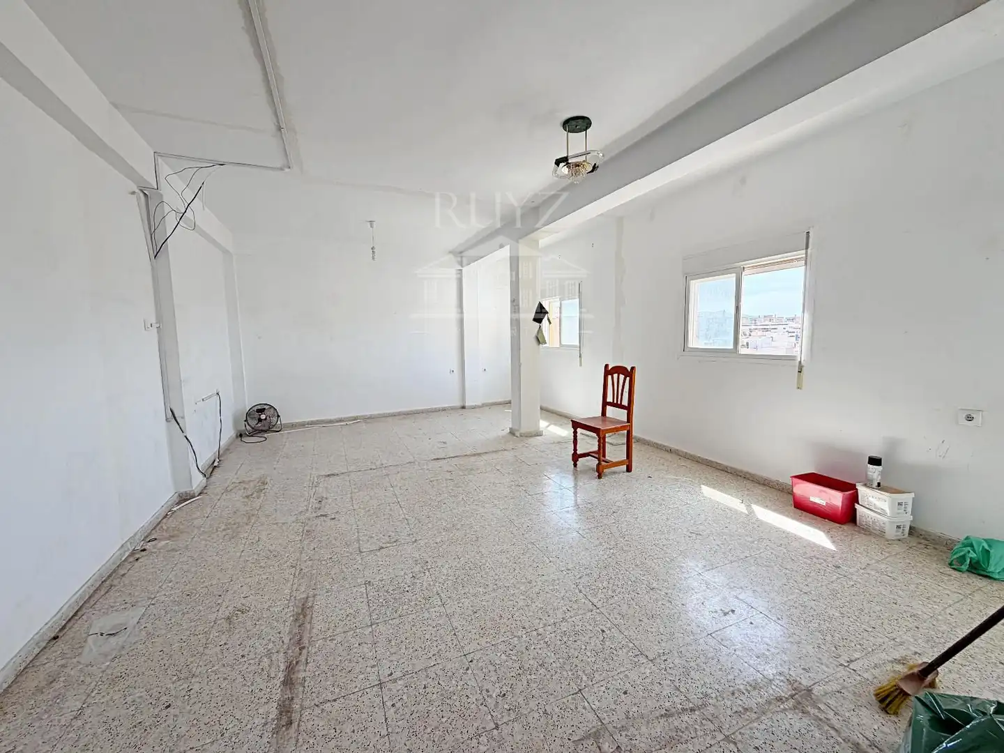 Haus oder Chalet zum Verkauf in Motril mit Terrasse und Balkon
