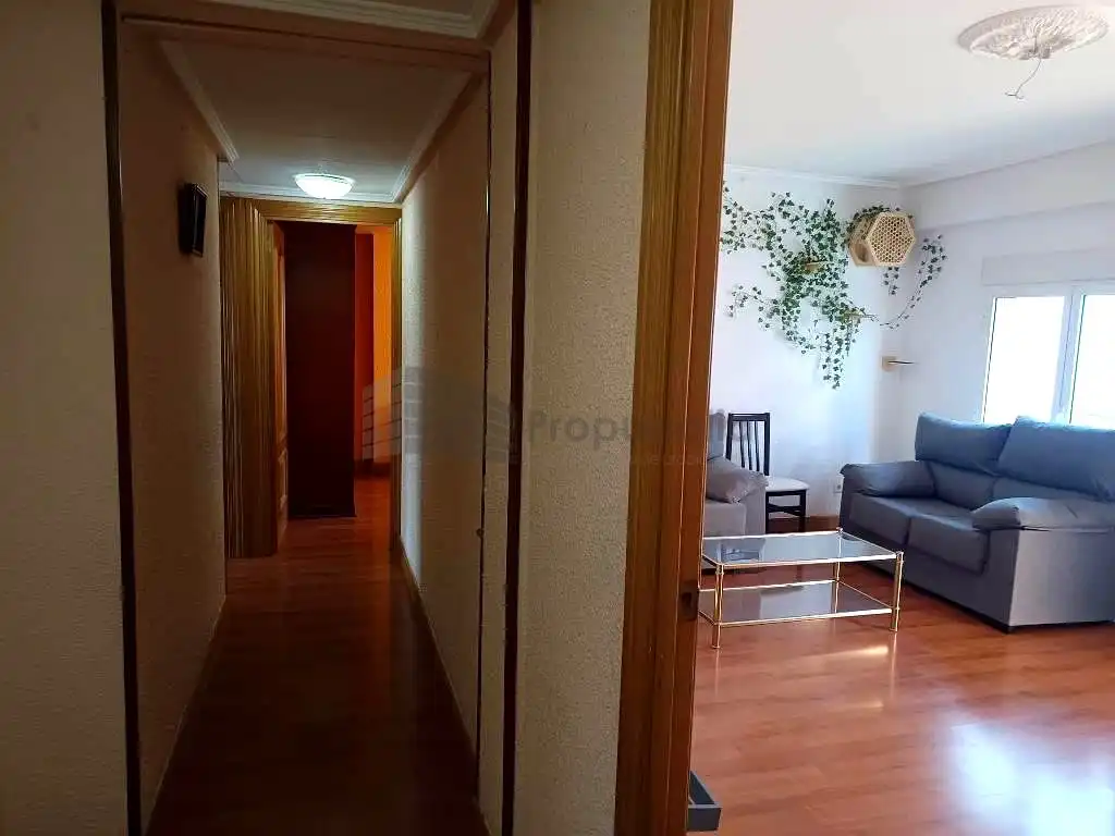 Flat for sale in De Oriente, Barrio de Delicias