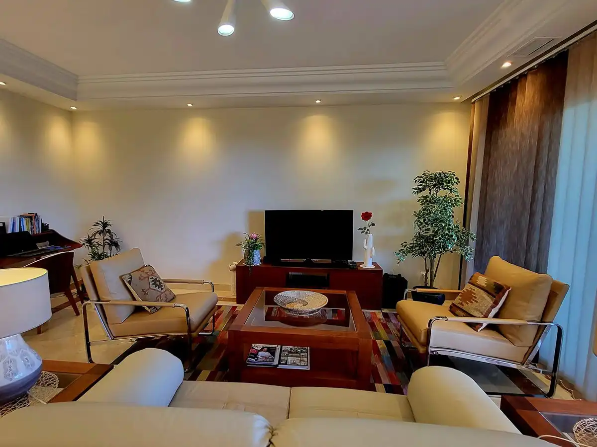 Apartamento con piscina en venta en Nueva Andalucía, imagen 6