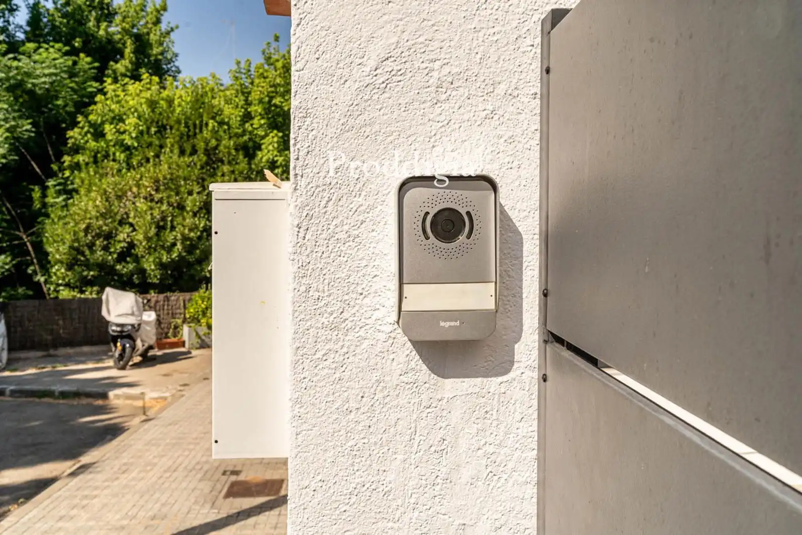 Exterior view of Houses for rent in Sant Cugat del Vallès  with Air Conditioner, Storage room and Swimming Pool