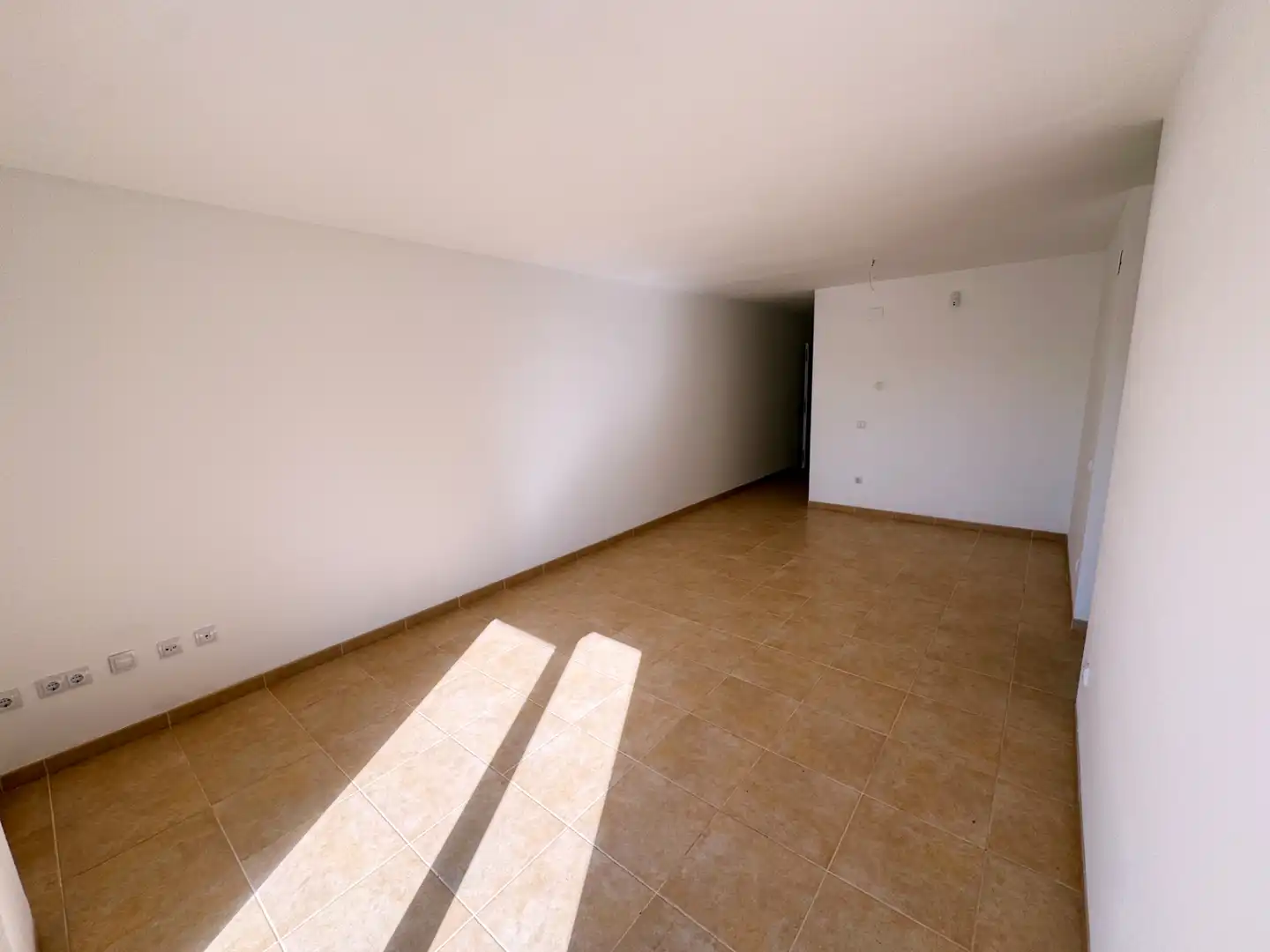 Wohnung zum Verkauf in Figueres mit Heizung, Privatgarten und Terrasse