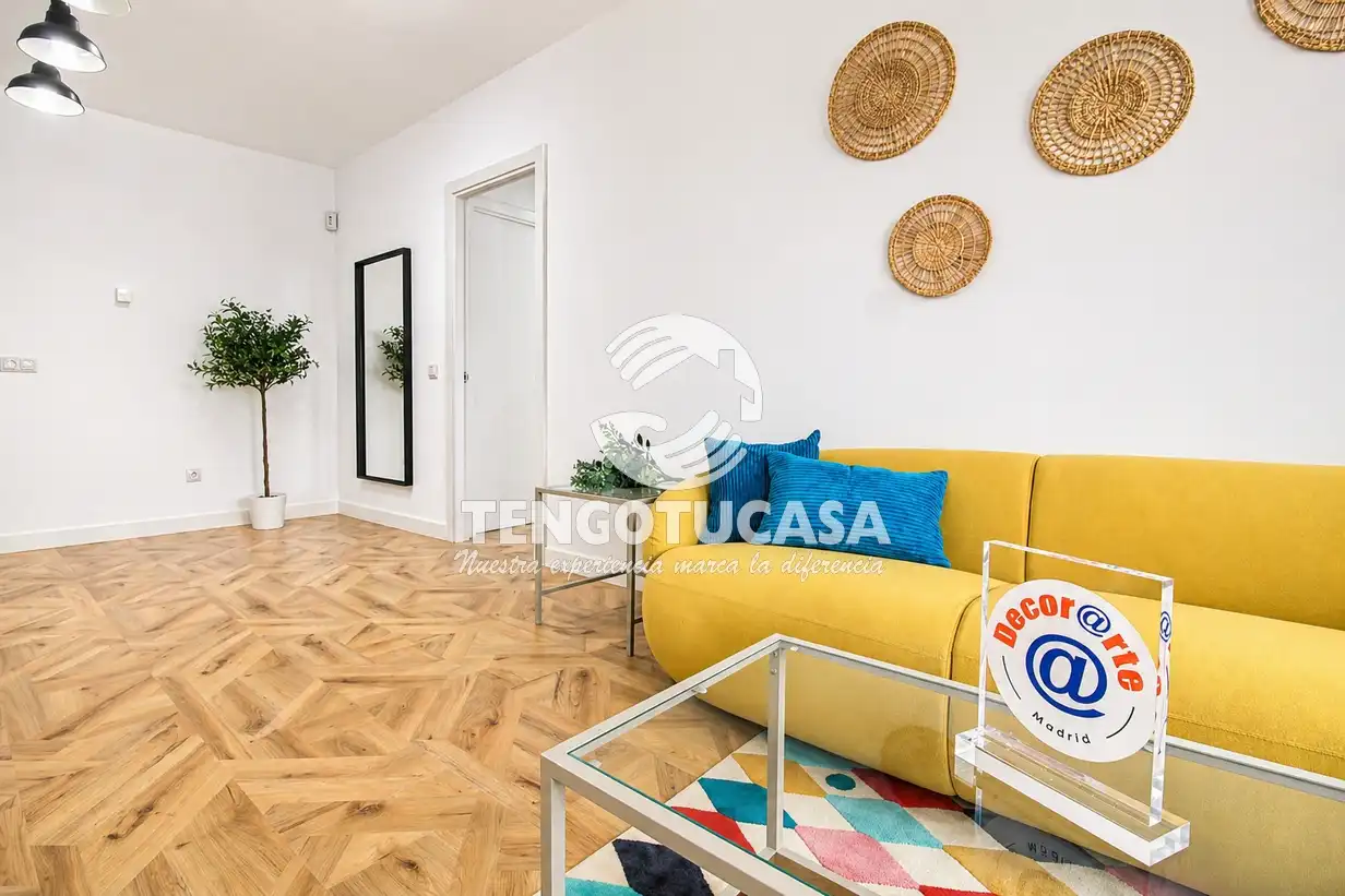 Living room of Flat for sale in Pinto  with Air Conditioner, Heating and Parquet flooring