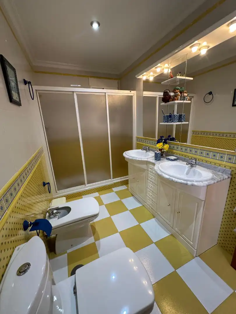 Baño de Casa o chalet en venta en Mutxamel con Aire acondicionado, Calefacción y Jardín privado