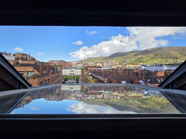 Penthouse mit Garten zum Verkauf in Milán - Pumarín - Teatinos