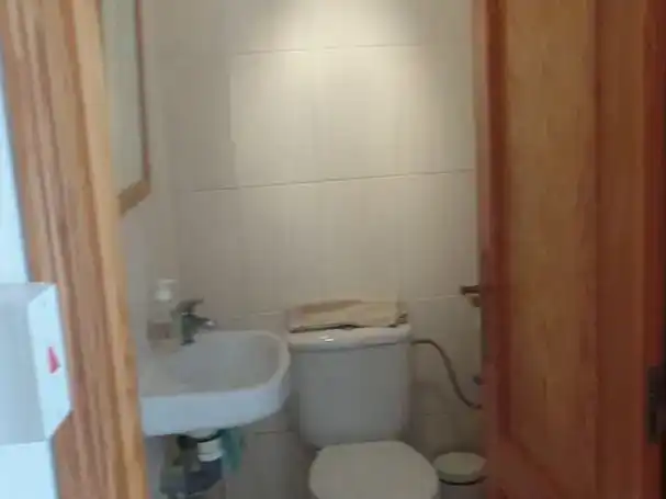 Bany de Pis en venda en El Campello amb Aire condicionat, Jardí privat i Piscina