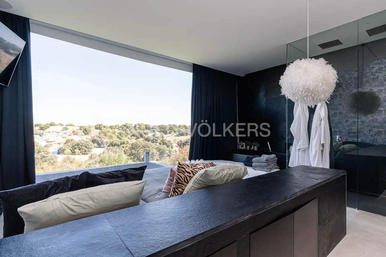 Bedroom of Houses for sale in Boadilla del Monte  with Heating, Private garden and Storage room