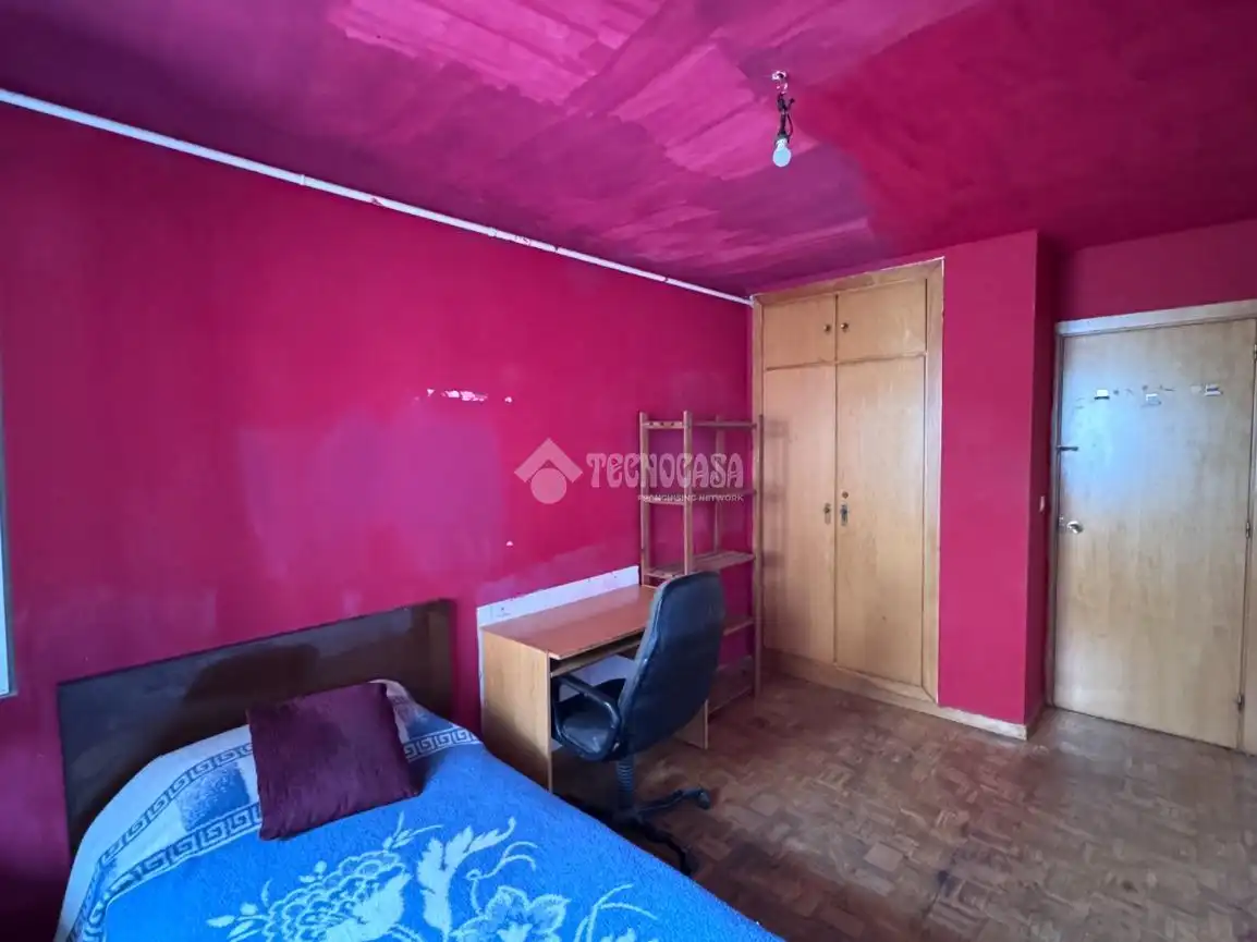Schlafzimmer von Wohnung zum Verkauf in León Capital  mit Heizung, Terrasse und Abstellraum