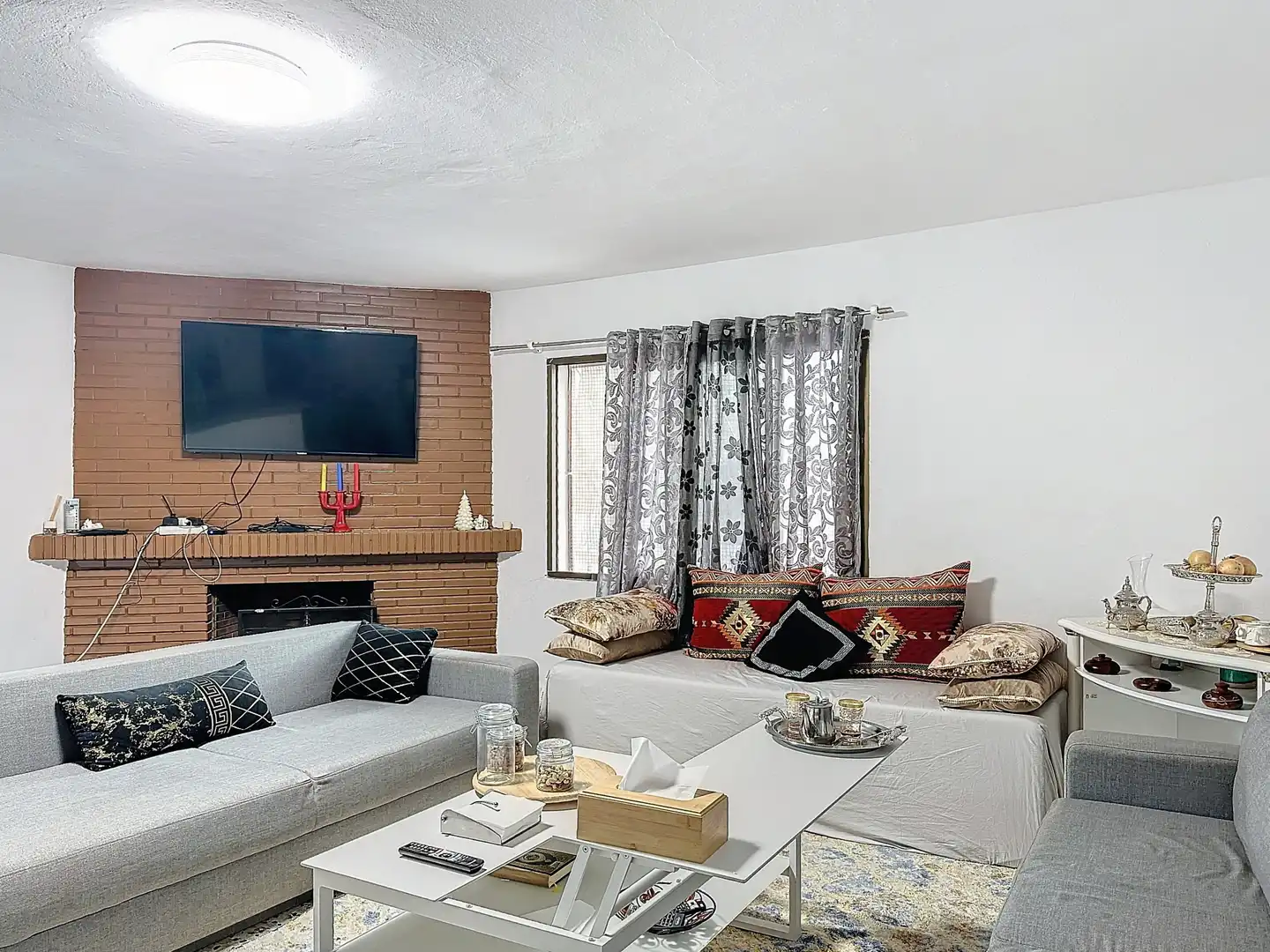 Wohnzimmer von Country house zum Verkauf in Estepona mit Klimaanlage, Privatgarten und Terrasse