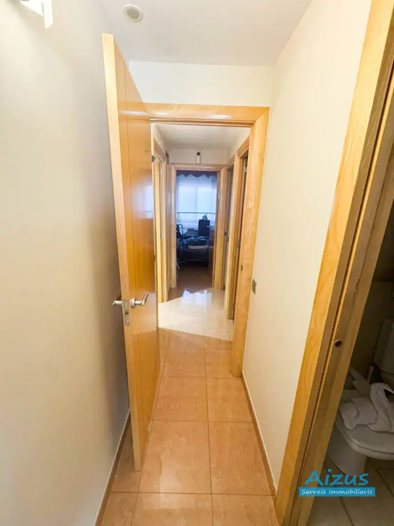 Piso en venta en Ripollet con Calefacción, Trastero y Horno