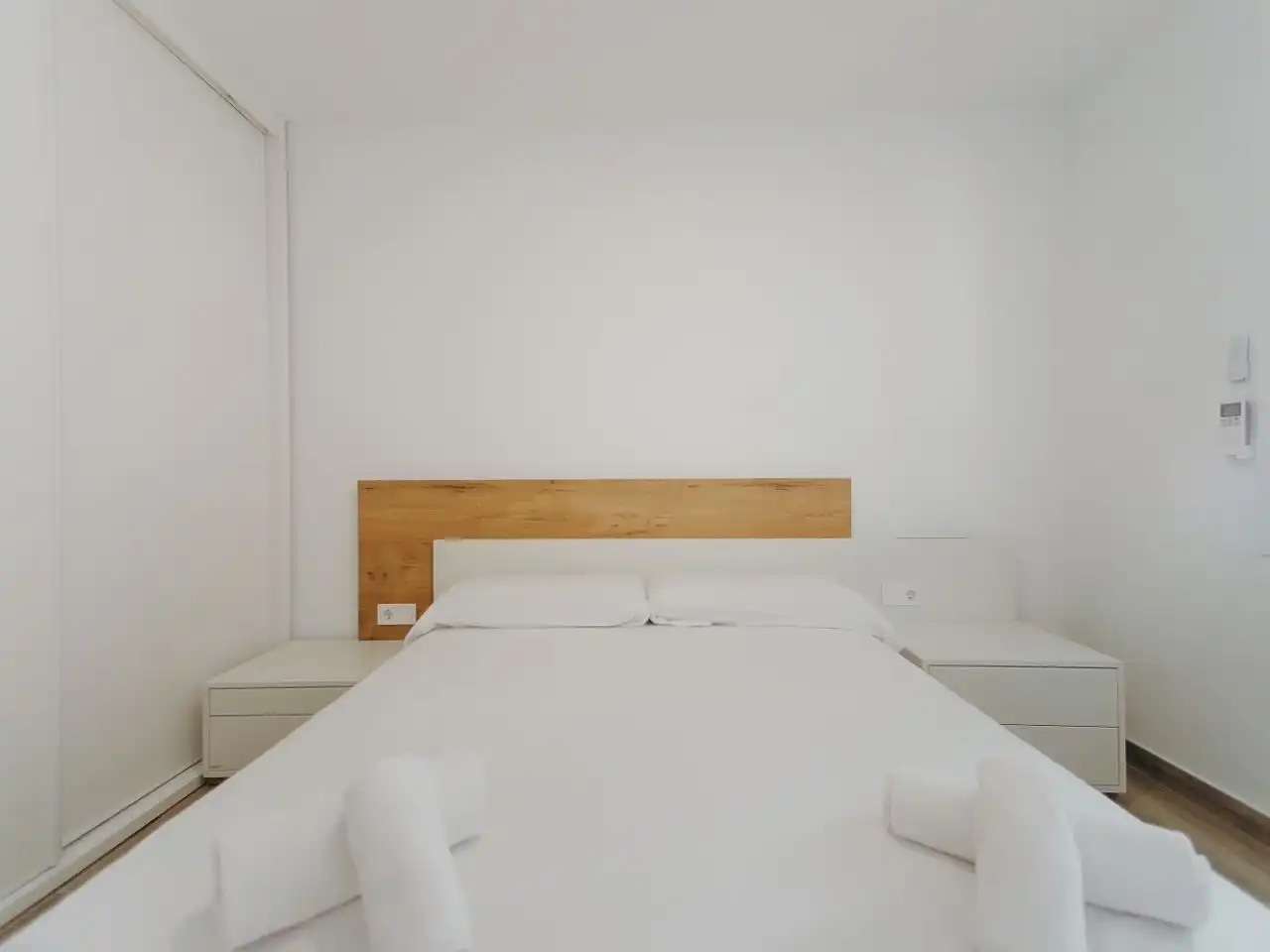 Schlafzimmer von Wohnung zur Miete in Castell d'Aro, Platja d'Aro i s'Agaró mit Klimaanlage und Terrasse