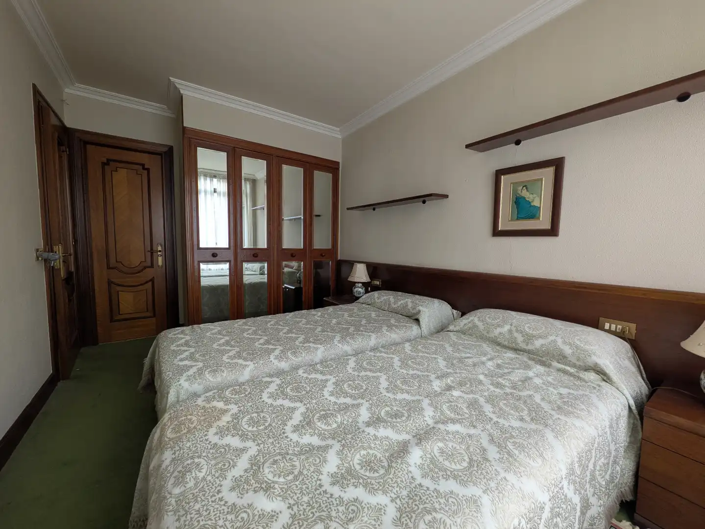 Habitación de Piso en venta en Bilbao  con Calefacción y Amueblado