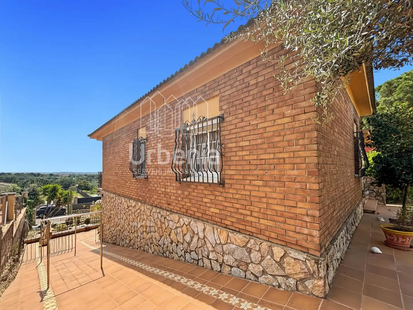 Vista exterior de Casa o xalet en venda en Tordera amb Calefacció i Terrassa