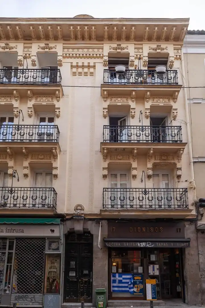 Vista exterior de Piso en venta en Madrid con Aire acondicionado, Calefacción y Trastero