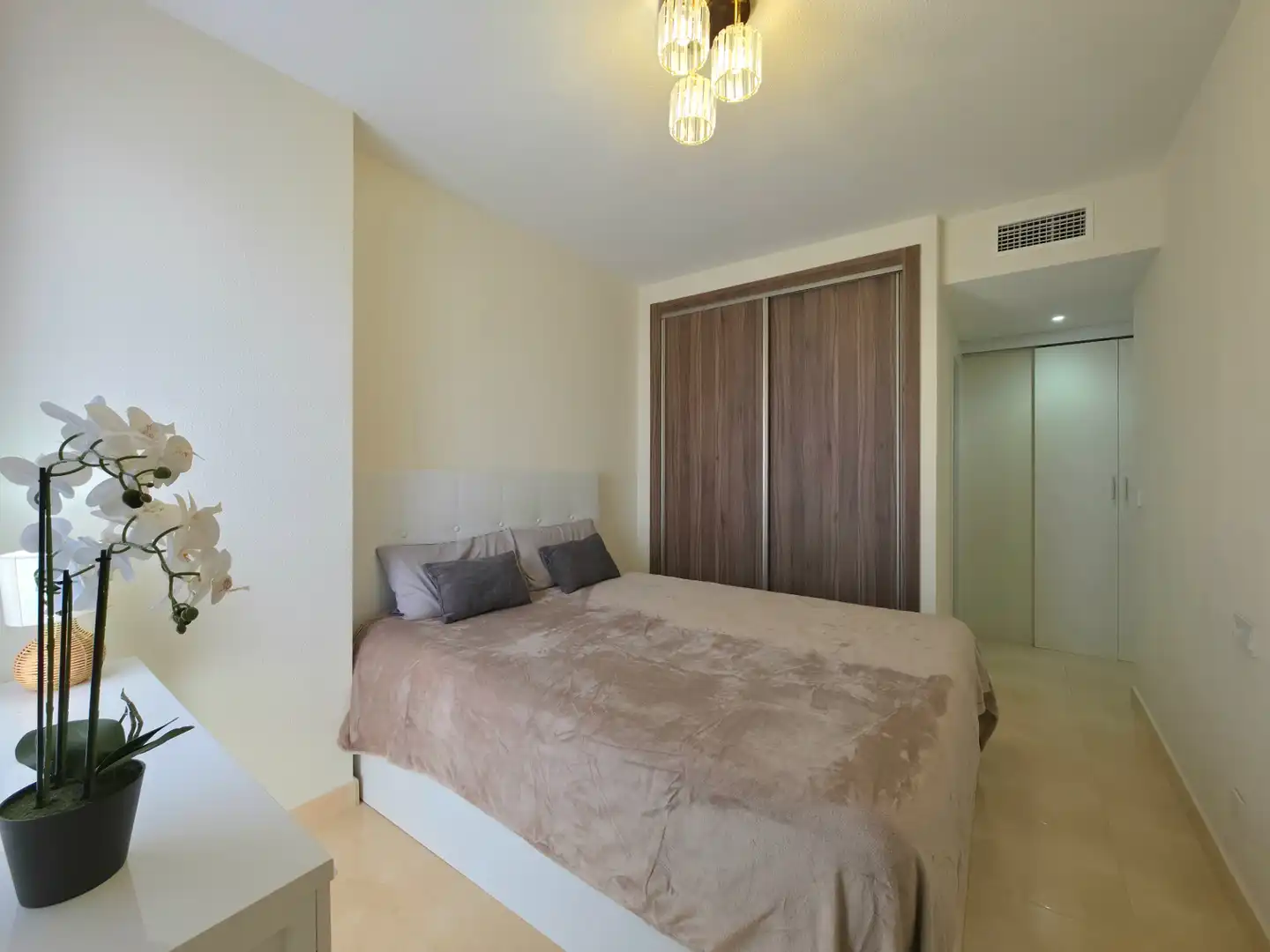 Piso con piscina en venta en Avenida Conrado Albaladejo 35, imagen 16