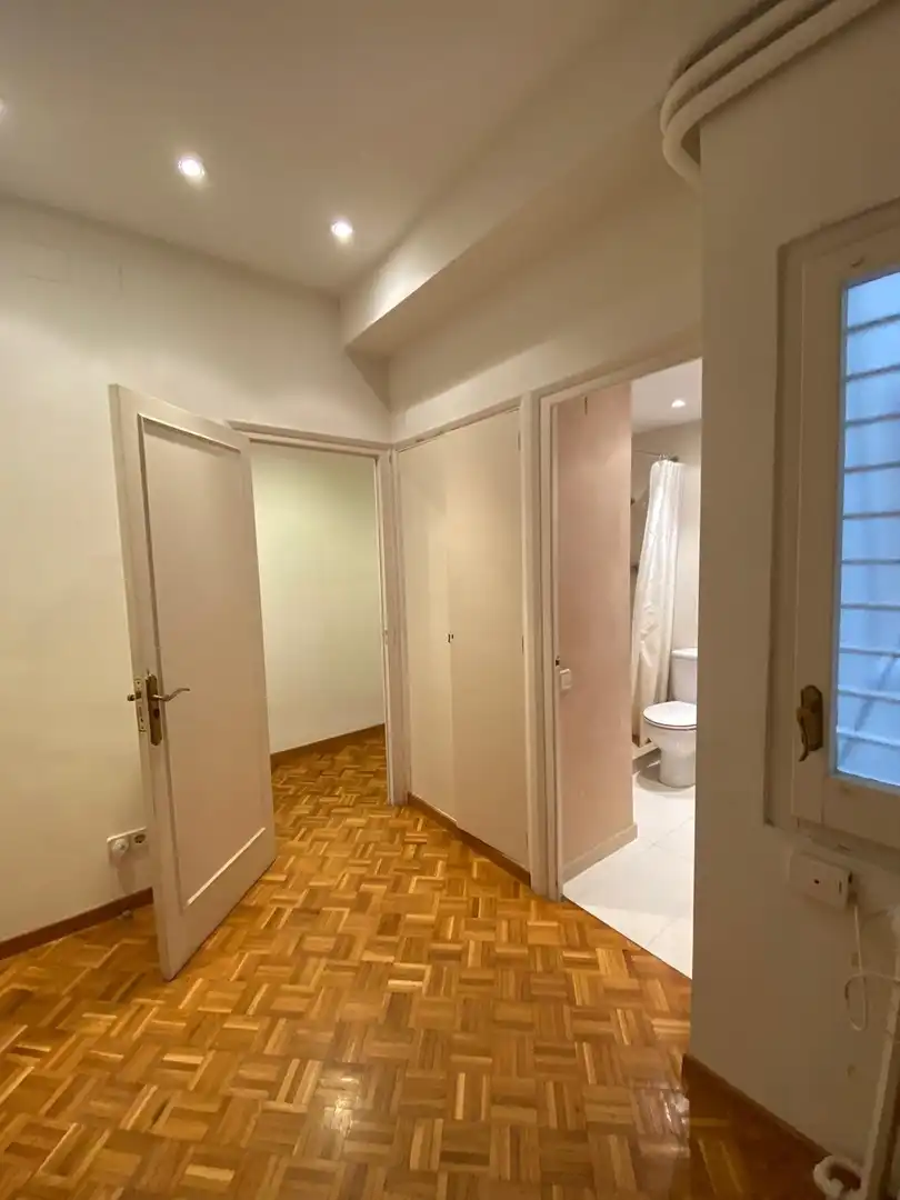Apartamento de alquiler en Barcelona con Aire acondicionado, Parquet y Balcón