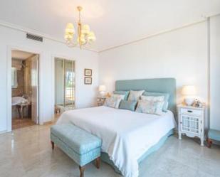 Bedroom of Attic to rent in Marbella  with Air Conditioner, Terrace and Swimming Pool