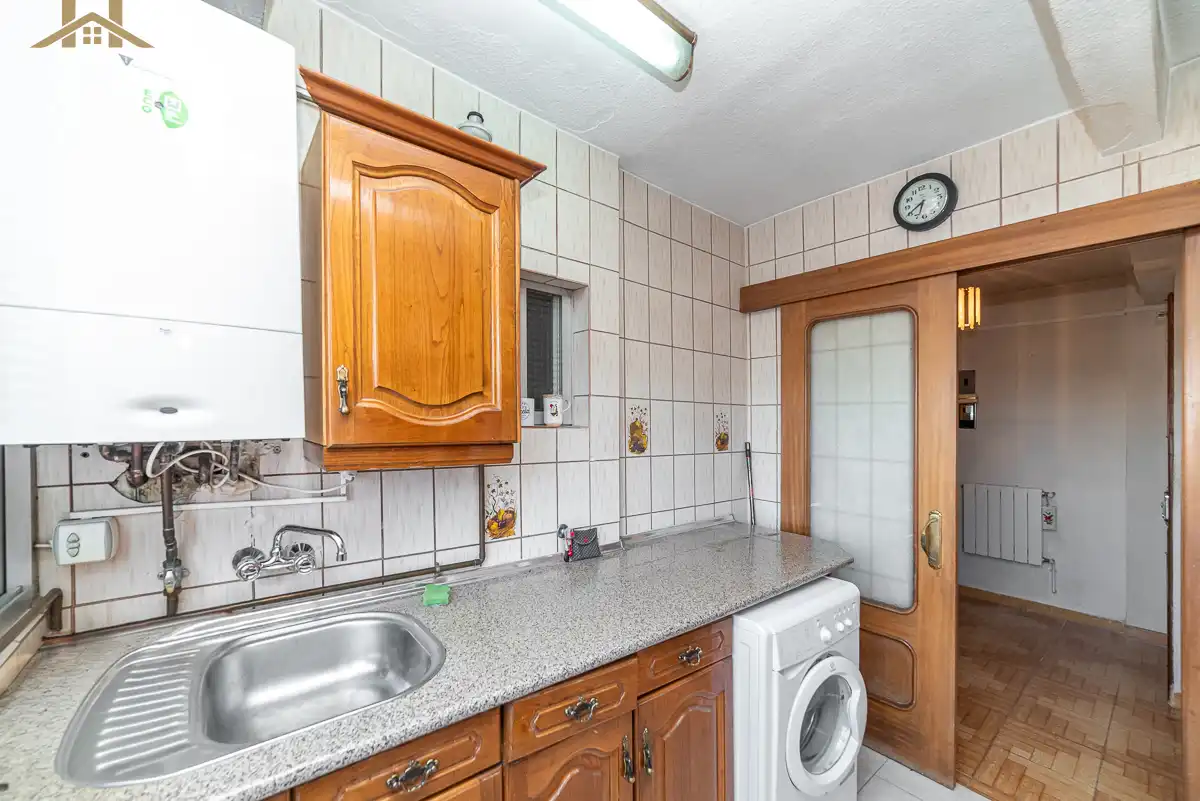 Küche von Wohnung zum Verkauf in Leganés mit Terrasse und Abstellraum