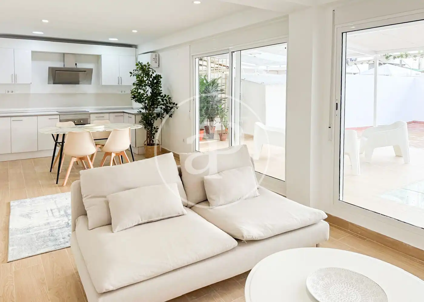 Living room of Flat for sale in Valencia  with Air Conditioner, Heating and Terrace