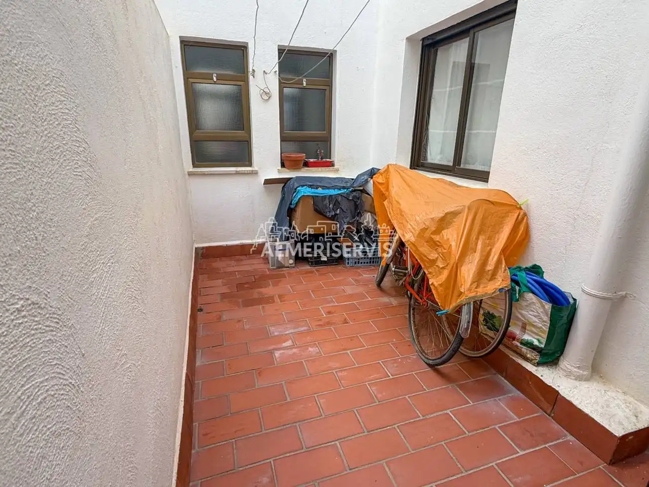 Terraza de Piso en venta en El Ejido con Aire acondicionado y Amueblado