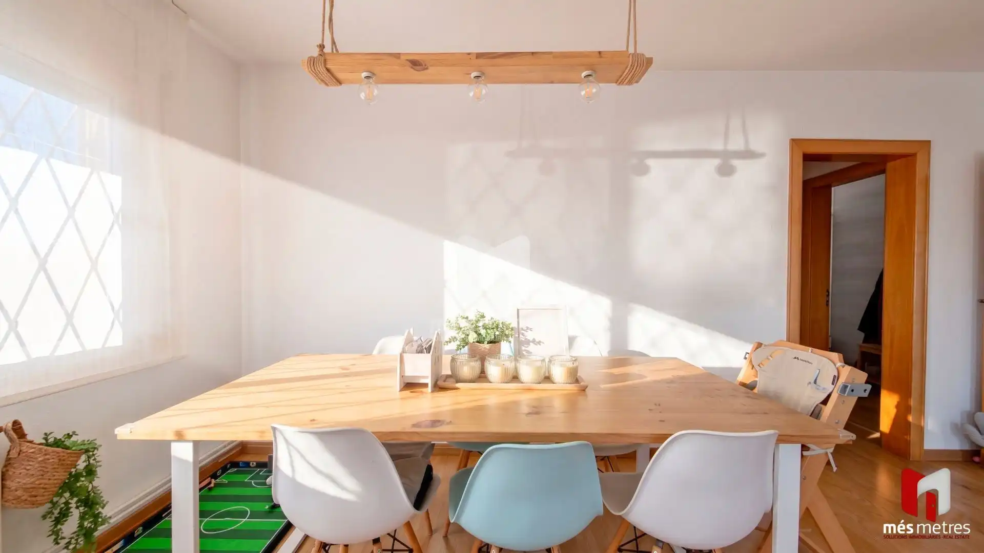 Comedor de Piso en venta en Alella con Calefacción, Jardín privado y Terraza