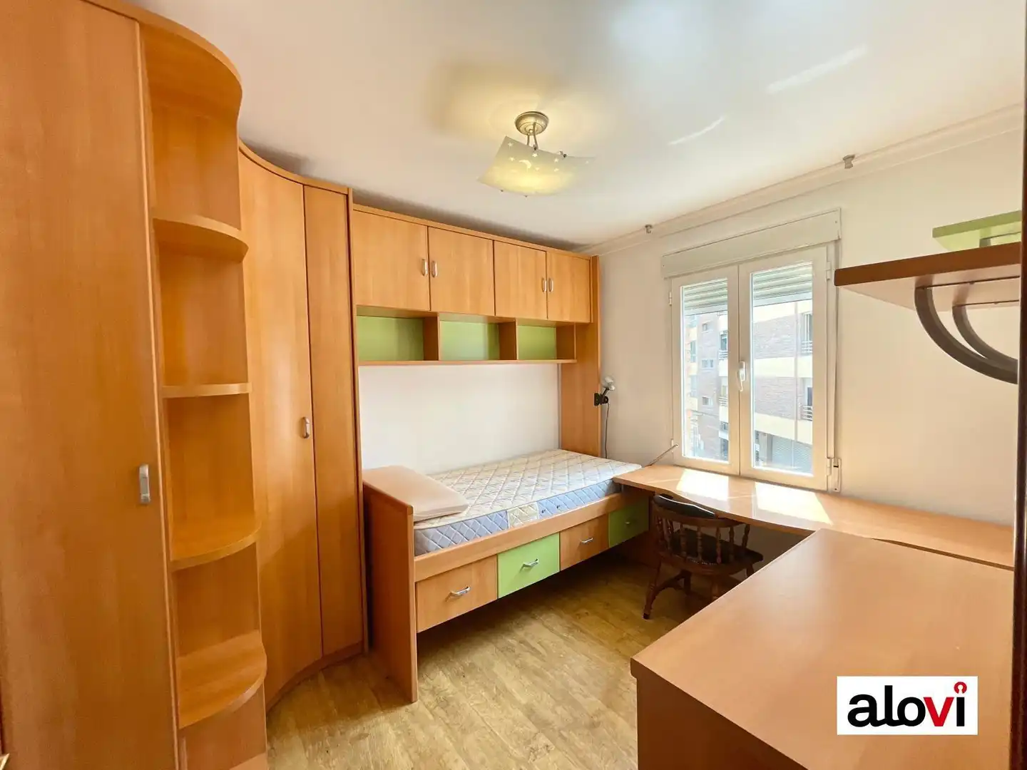 Schlafzimmer von Wohnung zur untervermieten in Granada mit Möbliert und Balkon
