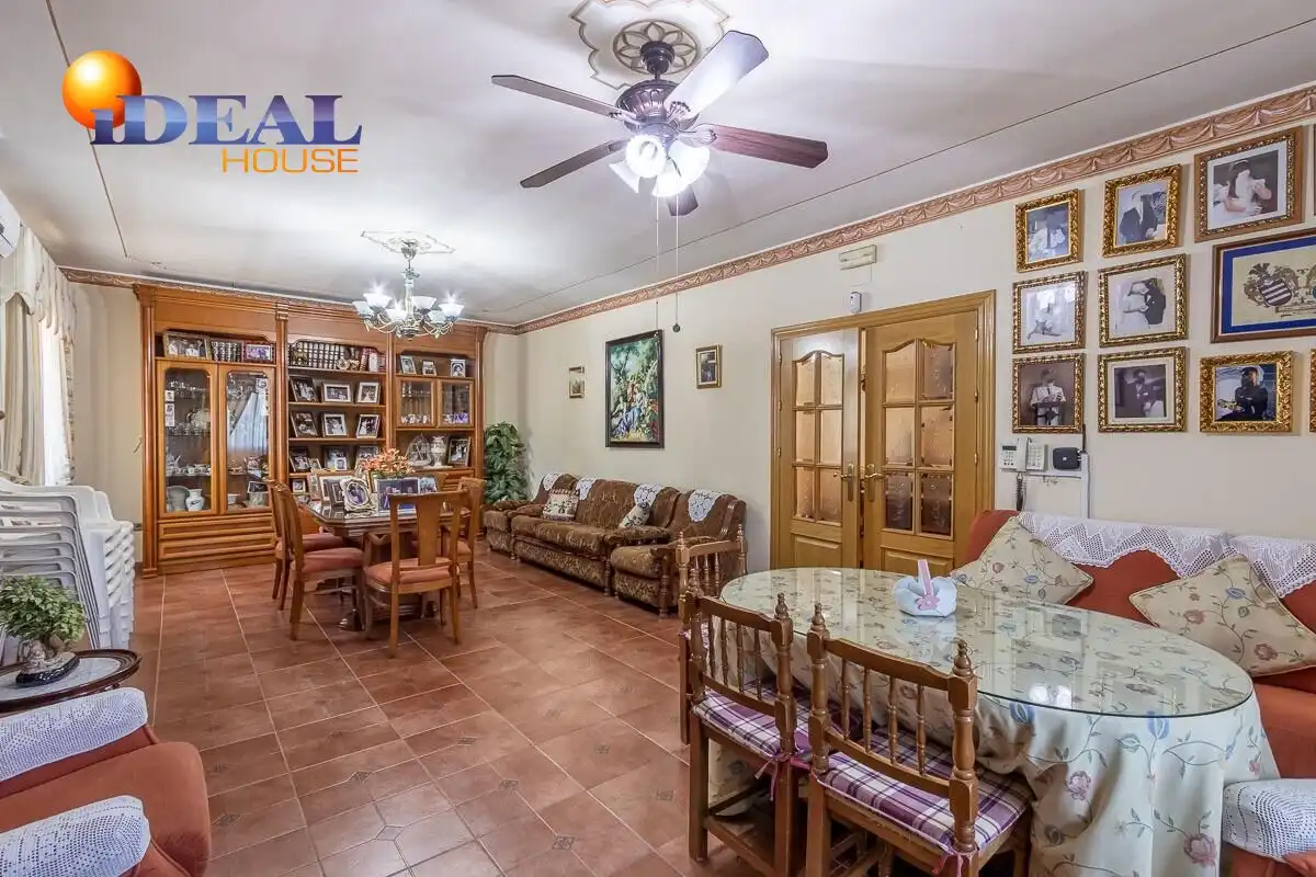 Chalet con terraza en venta en Santa Fe, imagen 6