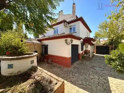 Villa con piscina in vendita a MAGNOLIOS 4, imagen 10