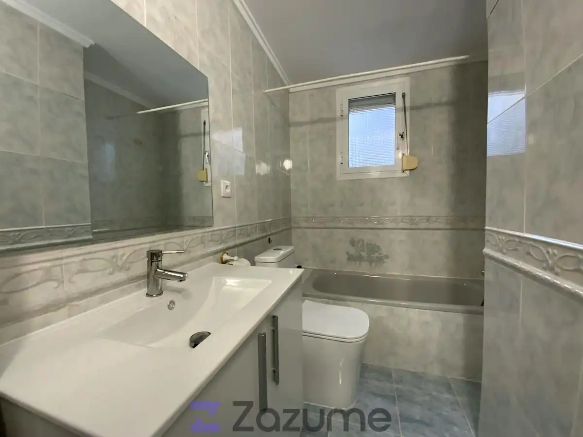 Flat with terrace to rent in Carrer Constitució, imagen 12
