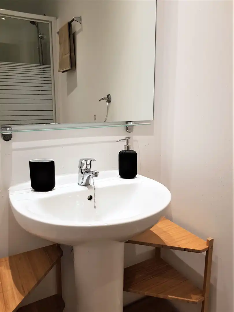 Flat for rent in Plaza de Santa Ana, Cortes - Huertas