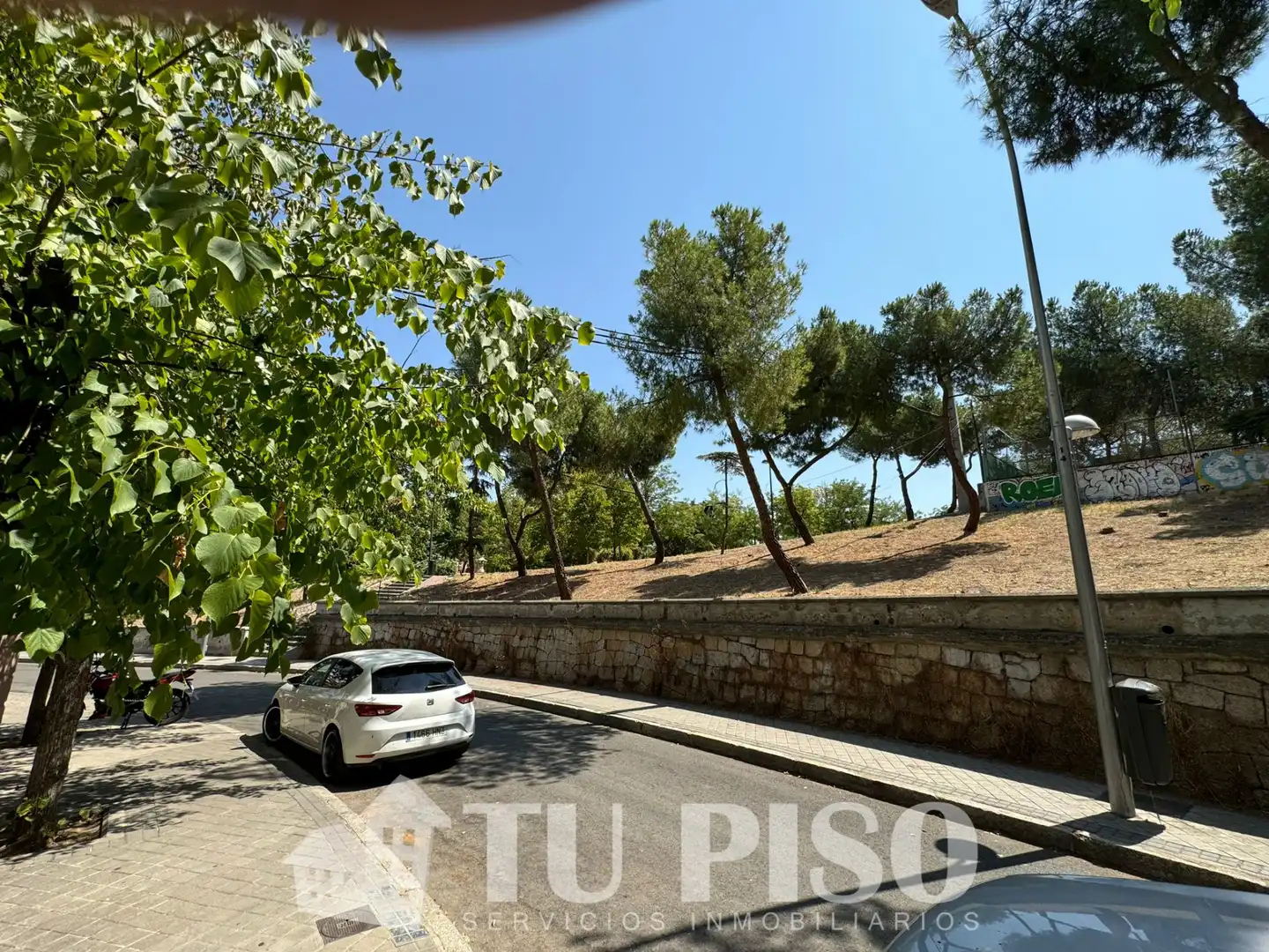 Exterior view of Flat for sale in Madrid  with Heating