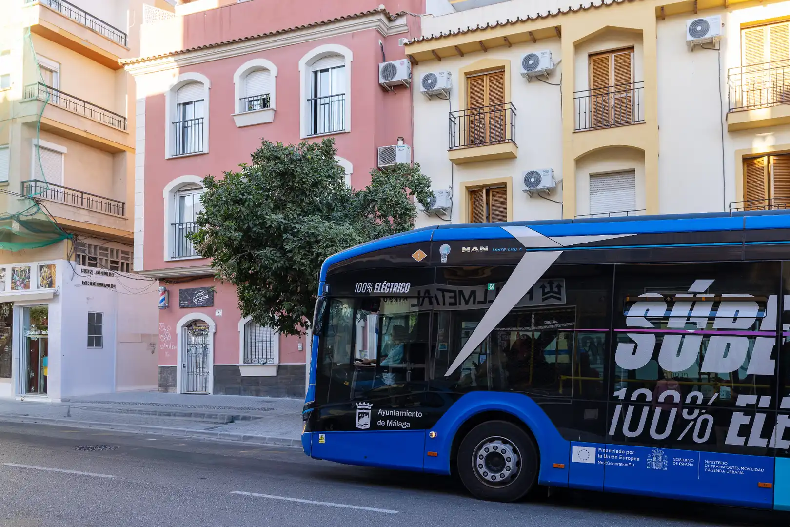 Pis en venda a Calle Eduardo Domínguez Ávila, El Molinillo - Capuchinos