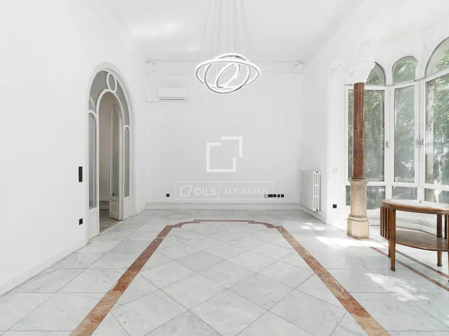 Flat for sale in Barcelona  with Air Conditioner, Terrace and Storage room