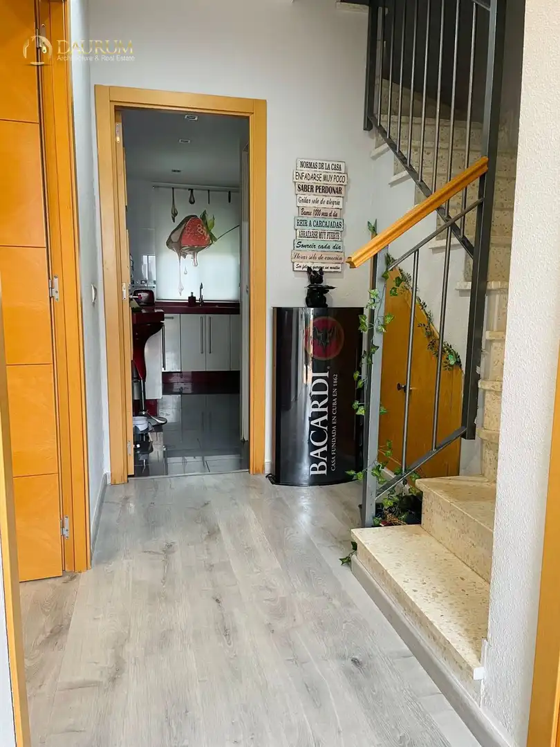 Detached homes for sale in Umbrete  with Air Conditioner, Heating and Terrace