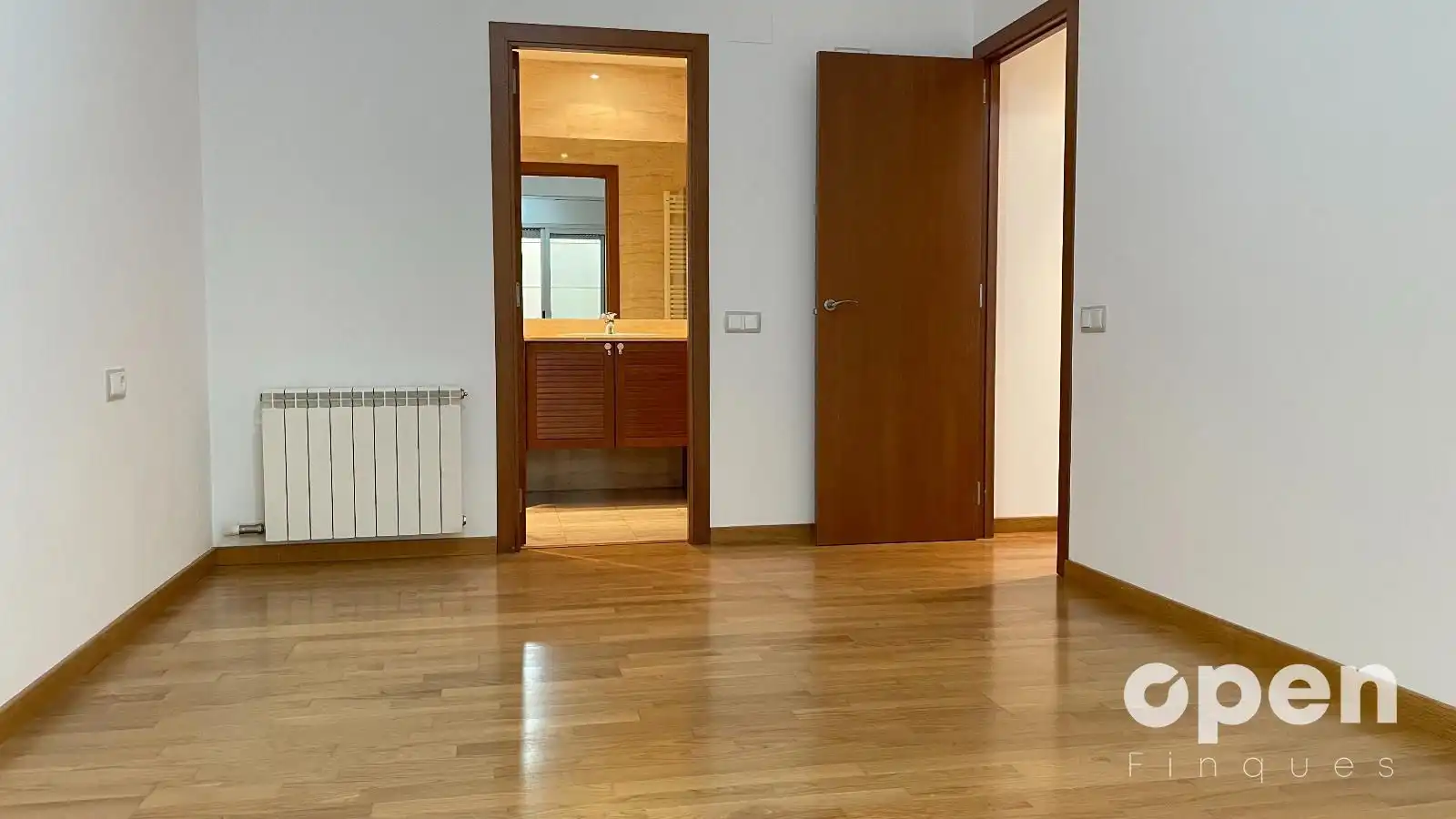 Habitación de Piso en venta en Terrassa con Aire acondicionado, Calefacción y Parquet