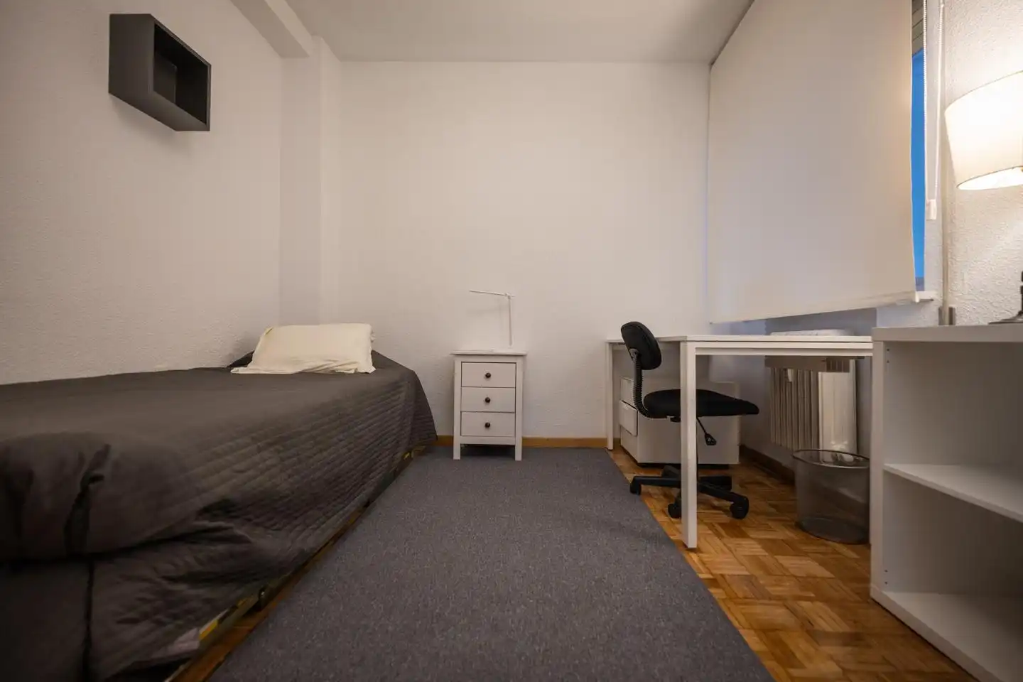 Dormitori de Pis per a compartir en Ávila amb Calefacció, Parquet i Terrassa