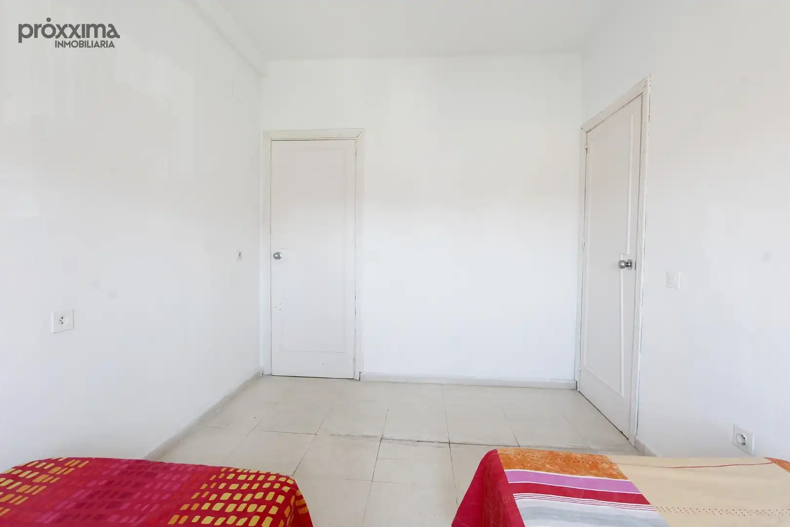 Habitación de Piso en venta en Sevilla con Aire acondicionado y Balcón