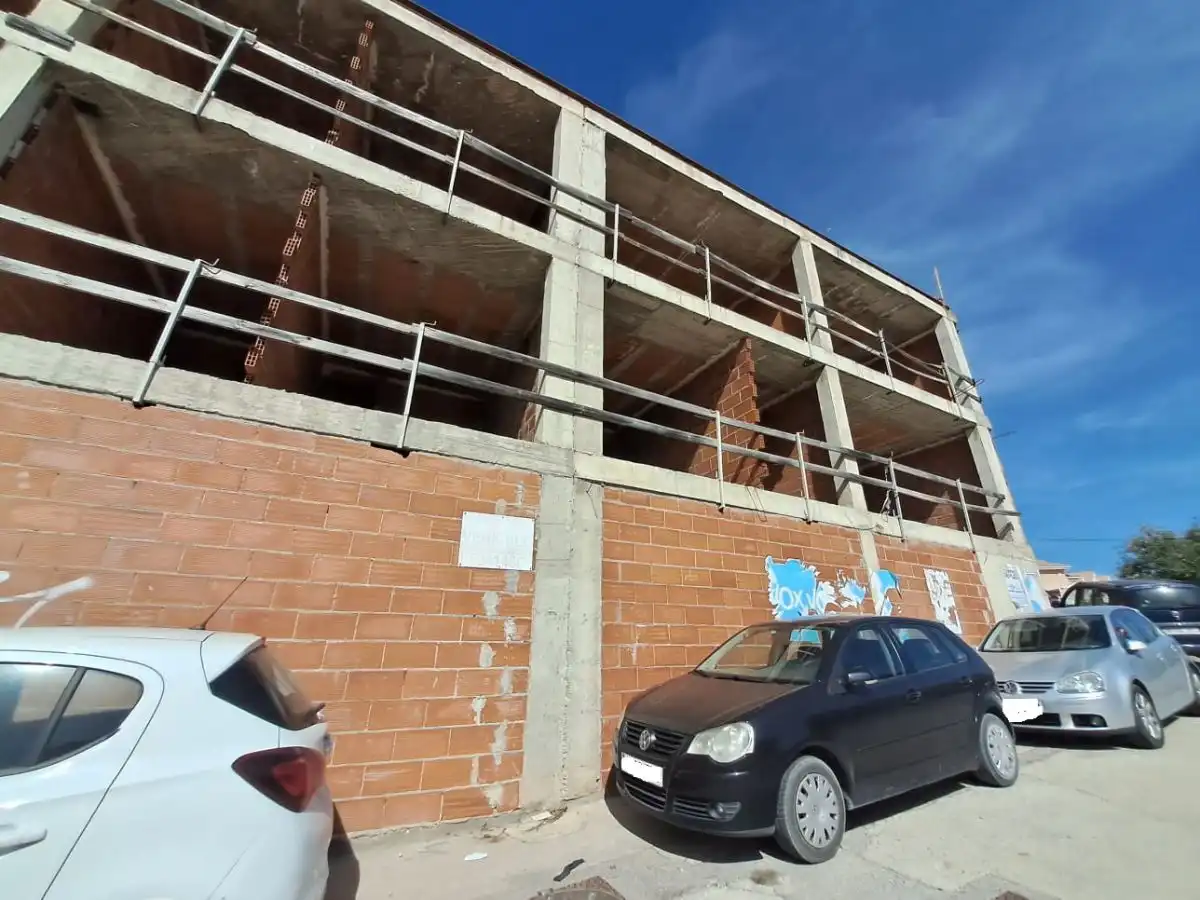 Vista exterior de Edificio en venta en Los Santos de la Humosa