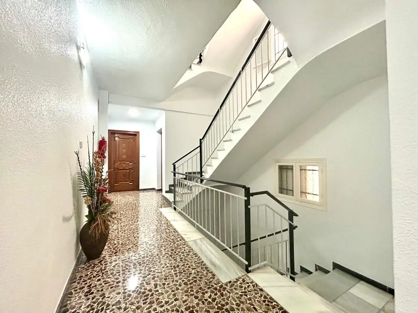 Wohnung zum Verkauf in Elche / Elx mit Klimaanlage und Möbliert