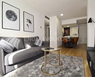 Living room of Flat to rent in  Madrid Capital  with Air Conditioner, Terrace and Swimming Pool